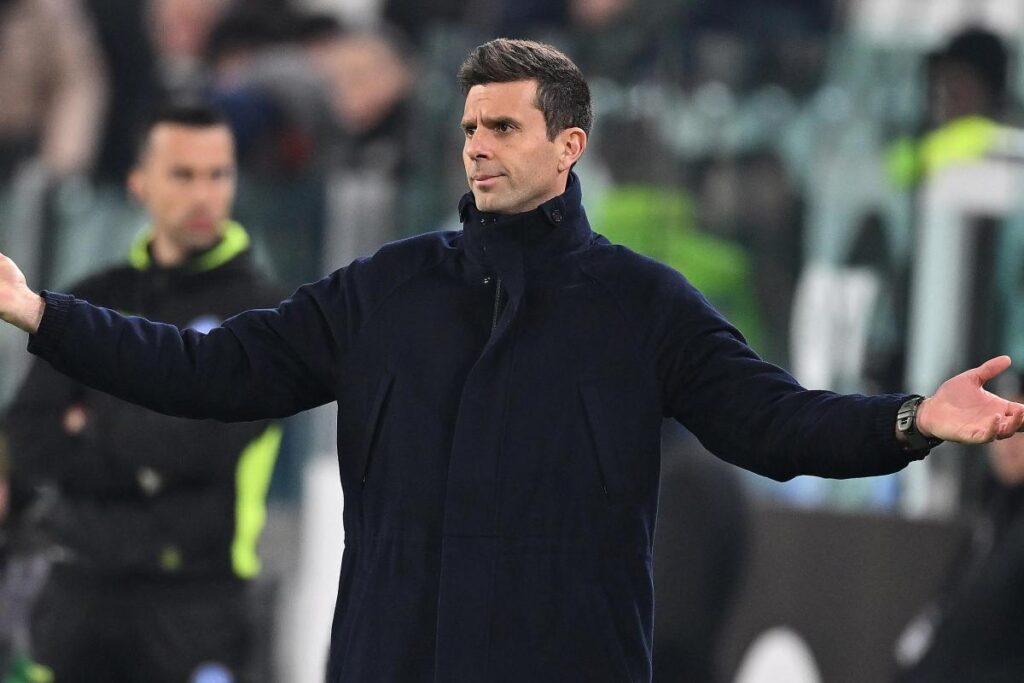 thiago motta a bordo campo durante una partita